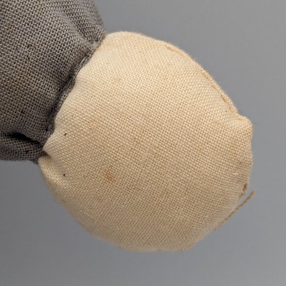 Amish Child Girl No Face Soft Figure - 7" - Picture 6 of 9